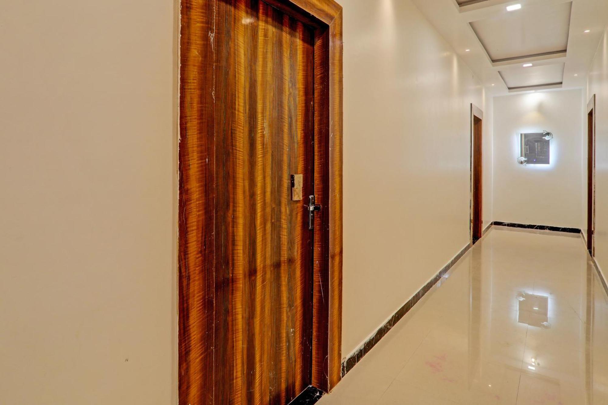 Hotel O Awadh International Bela Pratapgarh Luaran gambar