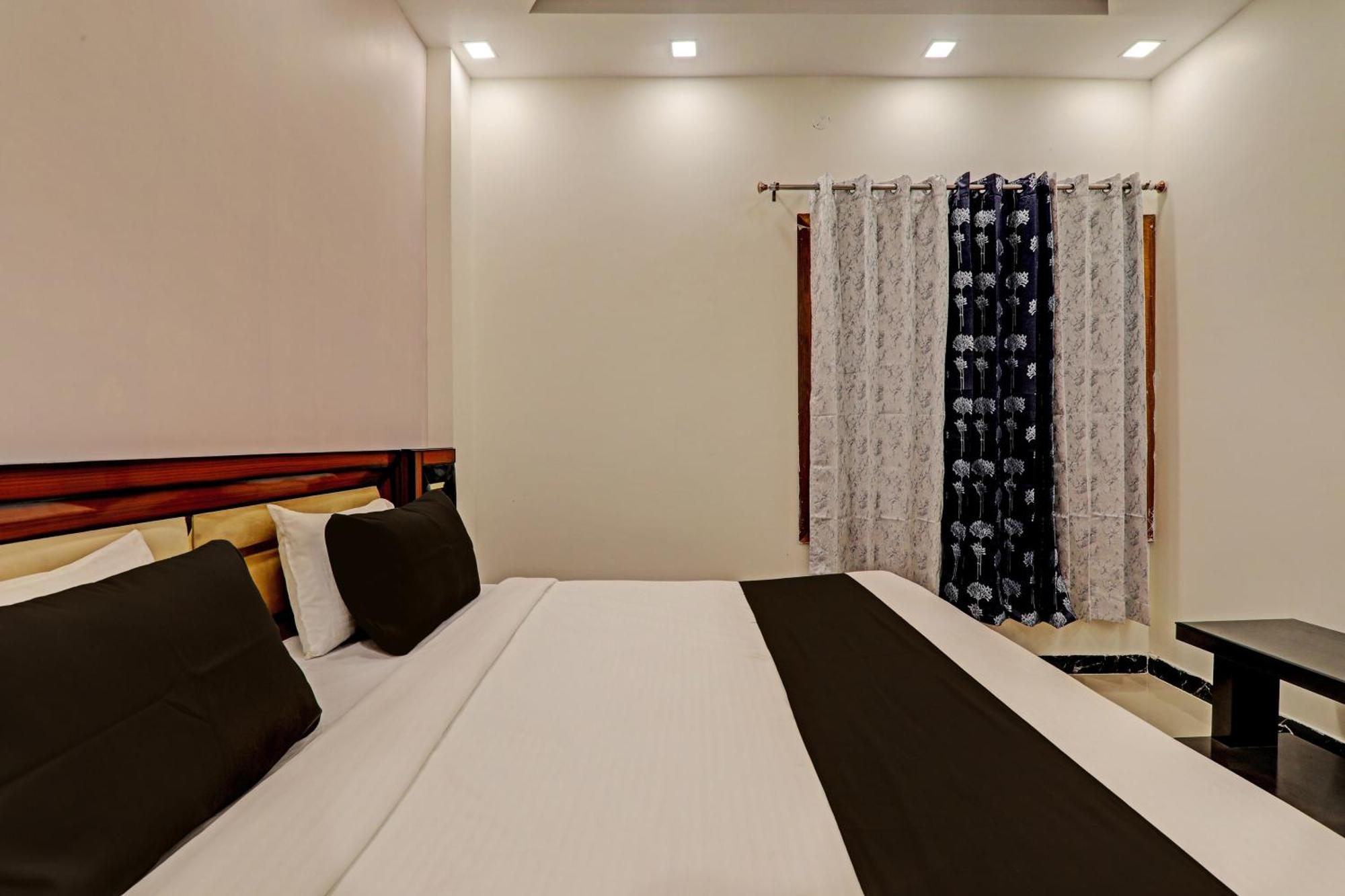Hotel O Awadh International Bela Pratapgarh Luaran gambar
